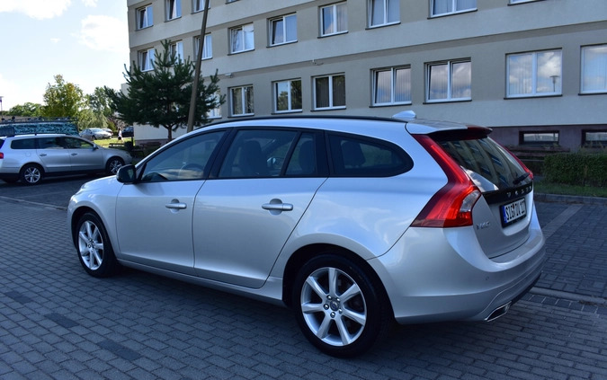 Volvo V60 cena 57900 przebieg: 162000, rok produkcji 2016 z Krzanowice małe 781